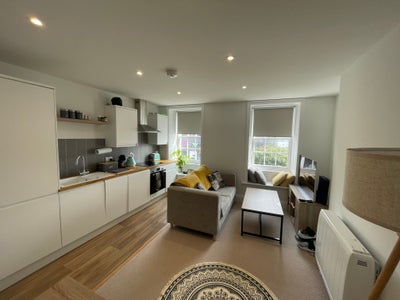 All bills inc - Stunning Furnished Apartment  Main Photo