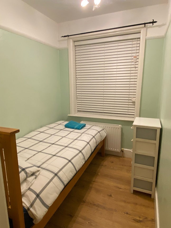 Cosy single room in quiet neighbourhood Main Photo
