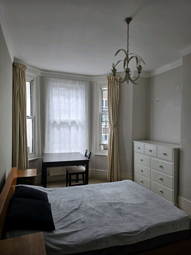 Cozy double room for single occupancy Main Photo