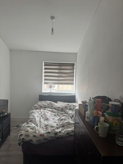 Spacious En-Suite Room Available SE12 0TG Main Photo