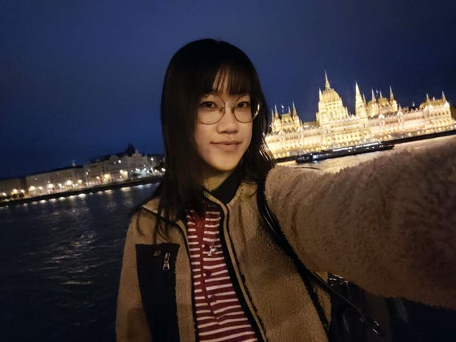 Looking for a room or roommate :) Main Photo