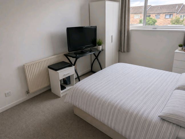 Spacious Double Room  Main Photo