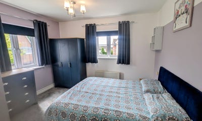 Ensuite furnished double room in modern house LE10 Main Photo