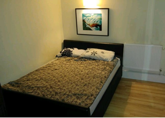 Double room with a balcony Battersea, 2,5 months Main Photo