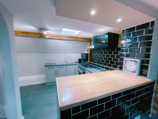 Unique Split Level One Bedroom Flat Main Photo