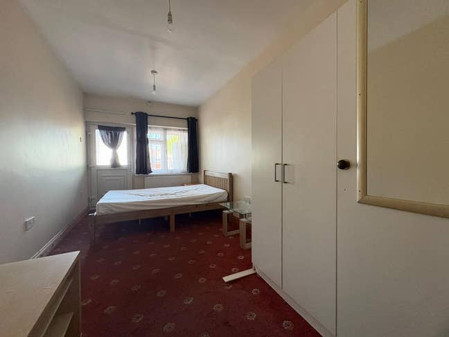 Spacious double room Main Photo