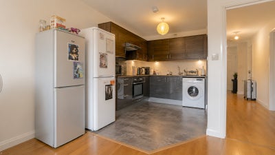 3 Bed & 3 Bath Flat In Greenwich SE10 Main Photo