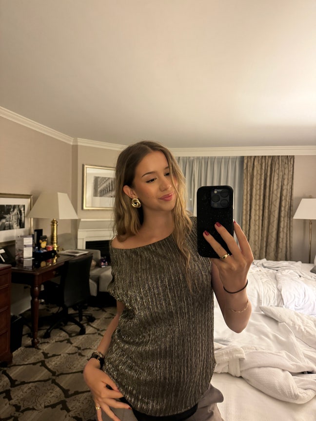 Looking for a room & a roommate  Main Photo