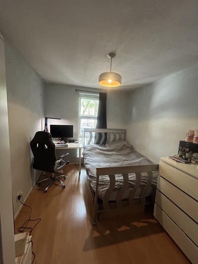 Double Bedroom, Modern Flat Archway only &pound;740 pcm Main Photo