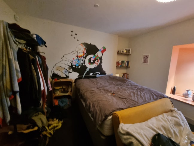 Room available in house near montpelier station Main Photo