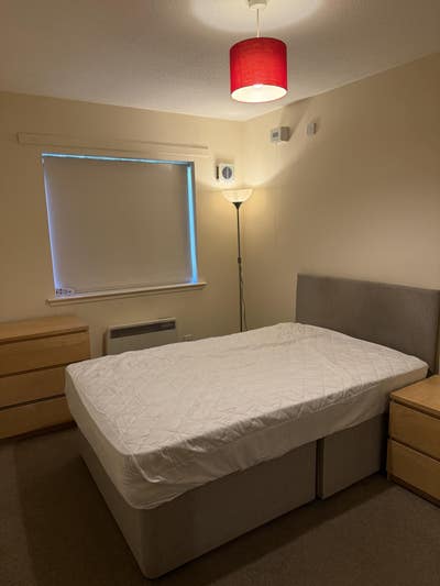 Close to Royal Infirmary | Spacious Double Room Main Photo