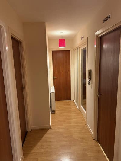 Short Let – Fully Furnished Room (2–3 Weeks) Main Photo