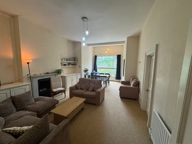 Cosy double in Brondesbury Park (NW6, Zone 2) Main Photo