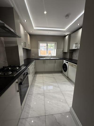 Refurbished 4 Bedroom, Family Home Main Photo