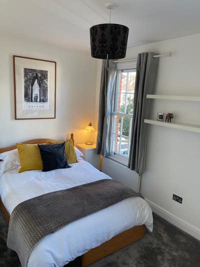 Fully furnished double room - Northfields (Zone 3) Main Photo