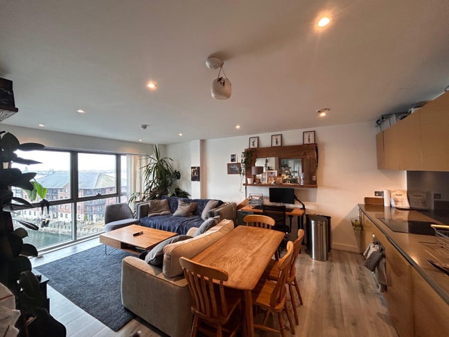     Waterfront Apartment - Double Room - Parking Main Photo