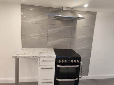 Studio flat available in Barking at IG11 Main Photo