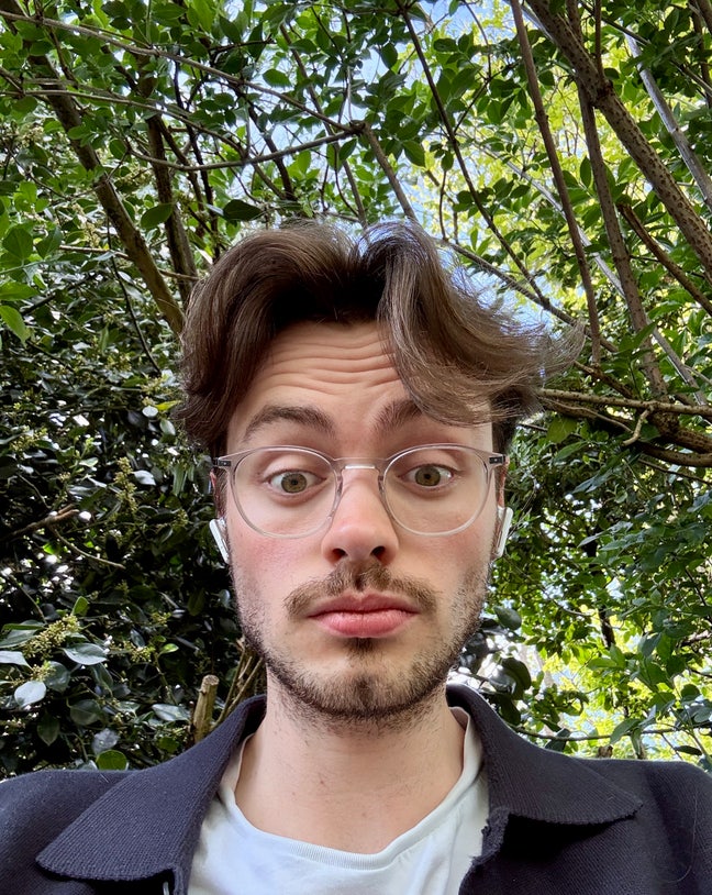 24m looking for kind cool peeps  Main Photo