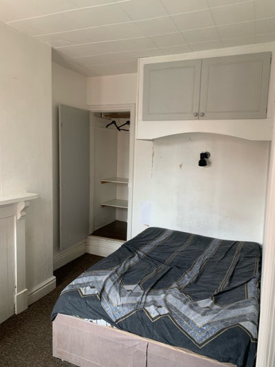Amazing room in le3 area next to city centre Main Photo