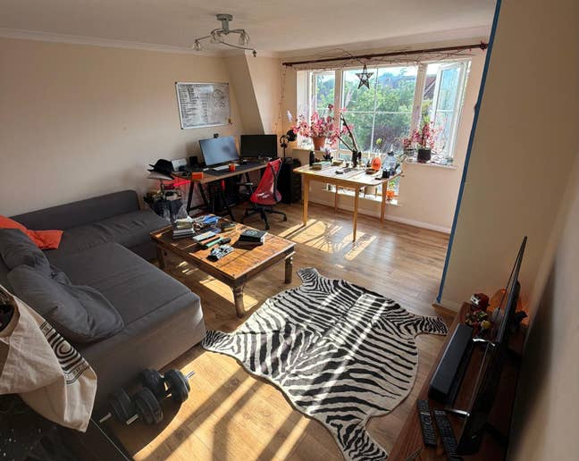 Bright Double Room in a Witchy Top-Floor Flat 🌙✨ Main Photo