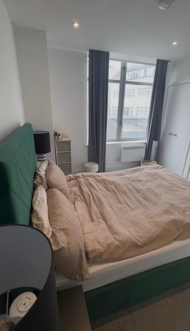 St Paul Cheap price 2B2B &pound;90/day sublet  Main Photo