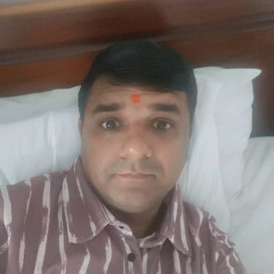 Professional Male seeks a single or double room Main Photo