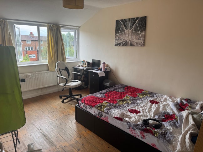 Room in central London  Main Photo