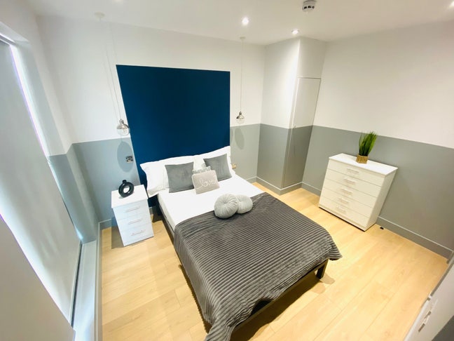 ✨ 🛏️ En-Suite Room to Let in- Peckham  Main Photo