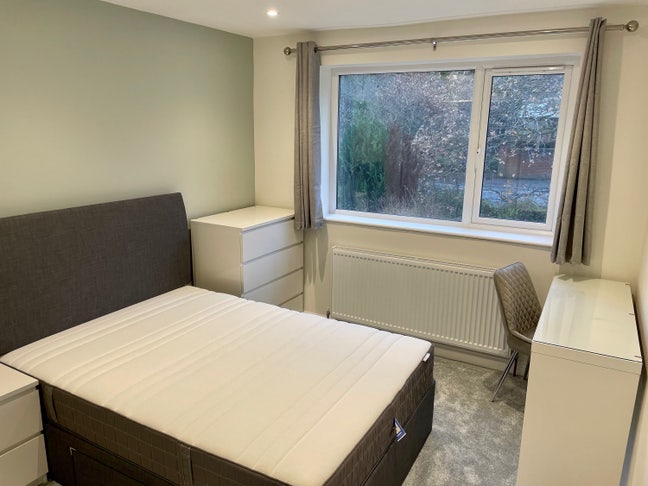 1 x Double Rooms, including all bills & Broadband Main Photo