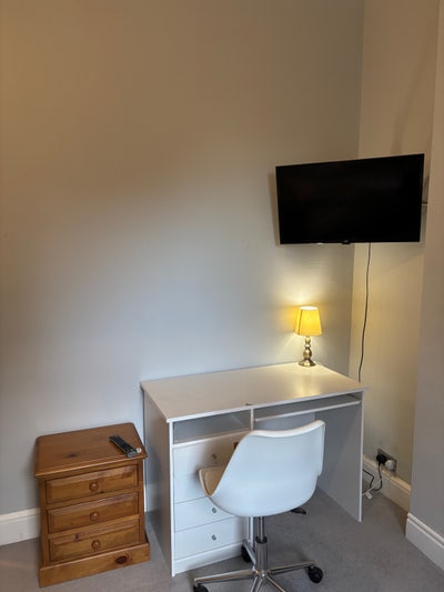 Spacious Double Room Main Photo