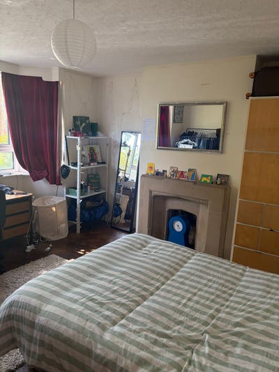 Double Bedroom in Redland  Main Photo