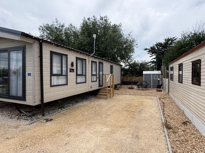 New self contained 2 bedroom static caravan.  Main Photo