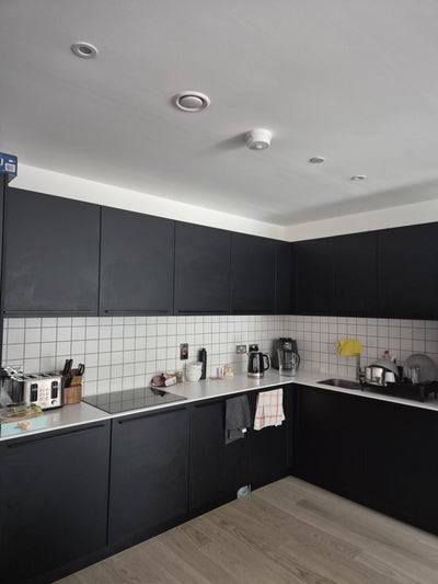Ensuite room available!  Main Photo