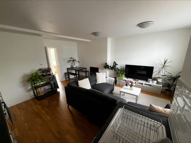 Beautiful one bedroom flat Main Photo