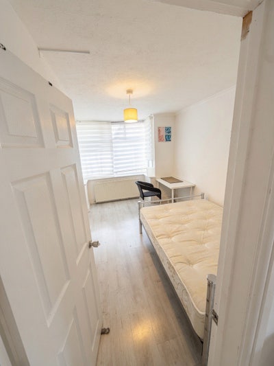 Double Room En Suite room  Main Photo