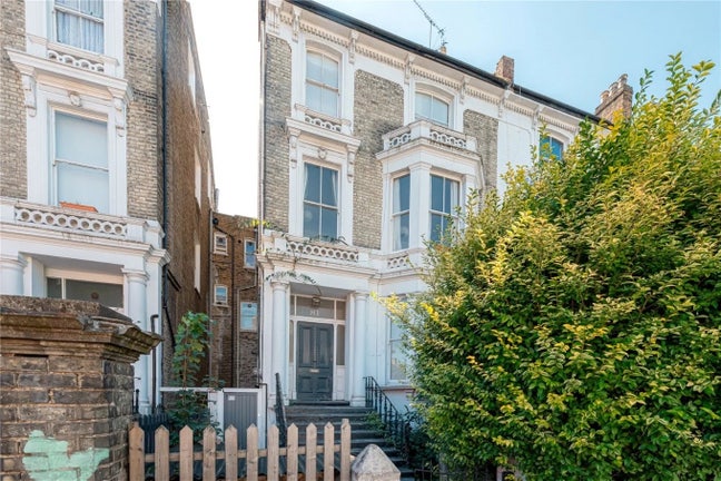 Spacious Flat | Next to Portobello & Golborne Road Main Photo