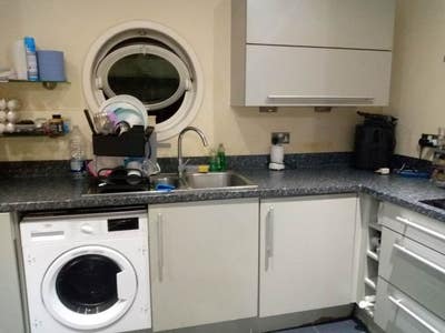 Double Room with Private Bathroom – &pound;450 Bills Inc Main Photo
