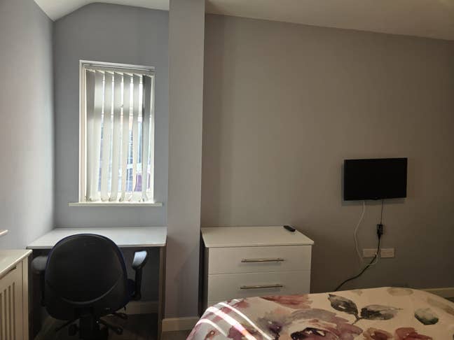 Luxury Large Double Room in Prime Location Main Photo