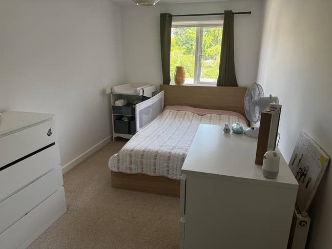 Room available in Purley — Short let Main Photo