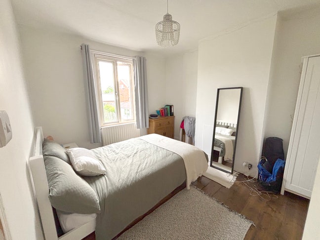 Fantastic double room on Sidney Street Main Photo