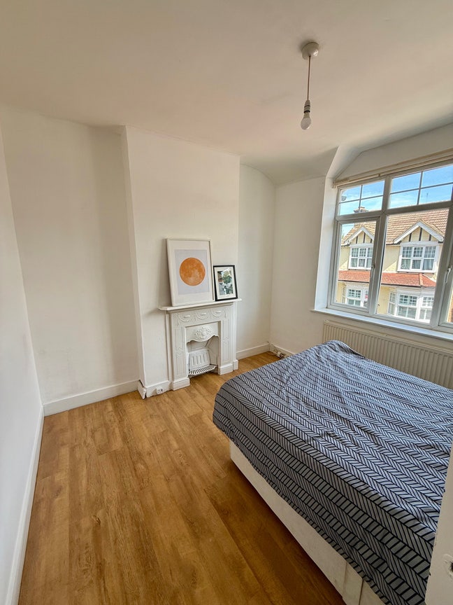 Double Room | Quiet House Share | East Croydon Main Photo