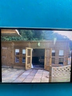 Log Cabin Self Contained Main Photo