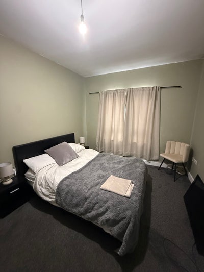 Double room to rent in Glossop  Main Photo