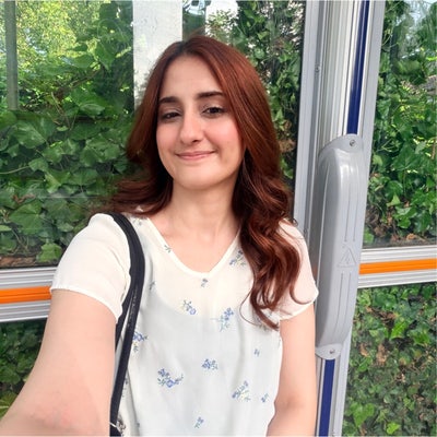 Professional Female seeks a double room Main Photo