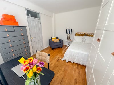Lovely Double Room to Rent in St Johns Wood Main Photo