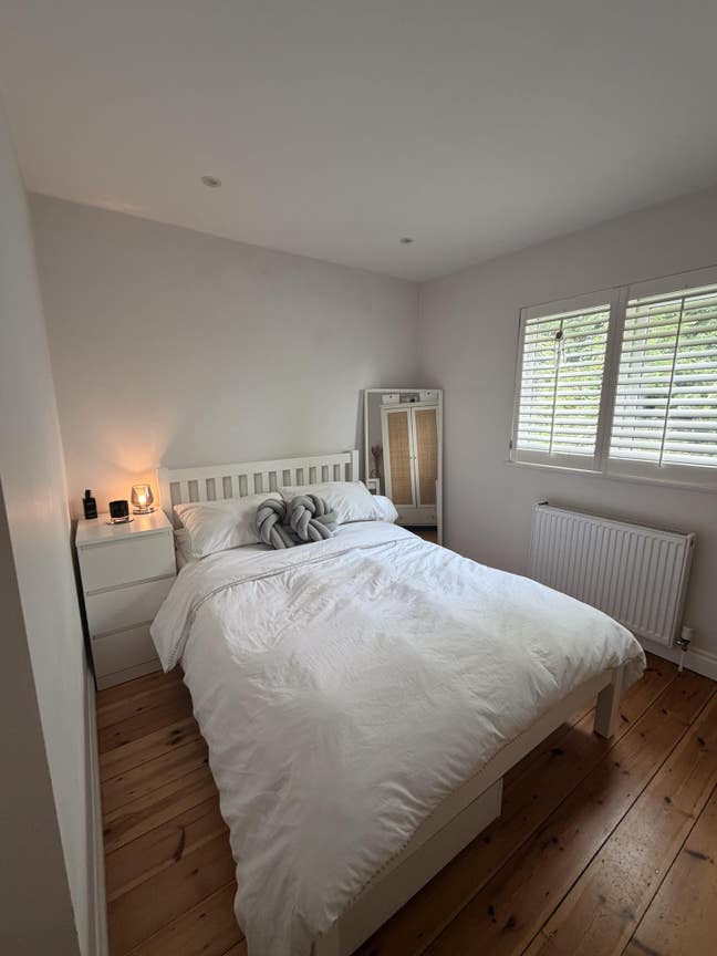 Beautiful, 4 bed, female house share  Main Photo