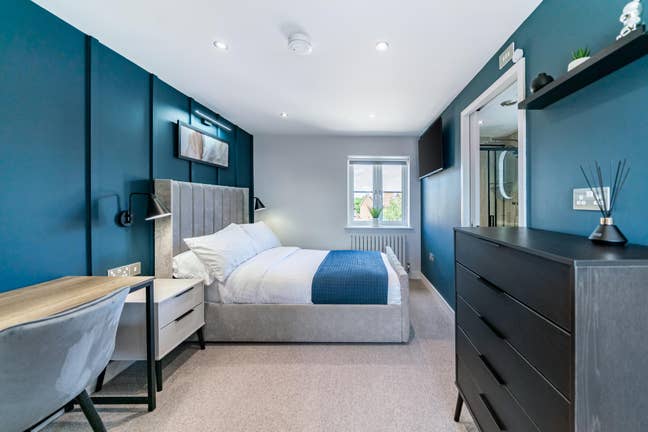 BRAND NEW Luxury Great Ashby Studios & Rooms MW137 Main Photo