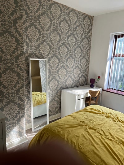 🏡 Spacious Double Room in Friendly Victorian House Main Photo