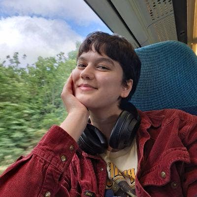 Hi! I’m Lauren, I'm 24 and starting a new j... Main Photo