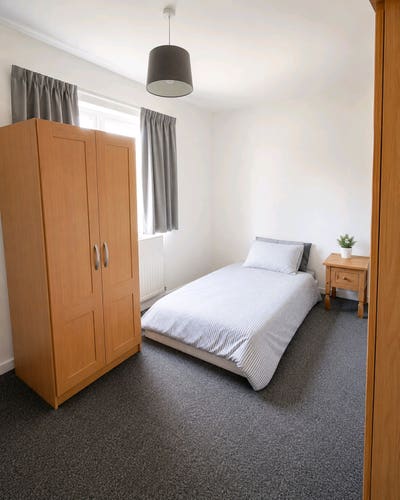 Spacious Double Room to Rent – Baguley, Manchester Main Photo